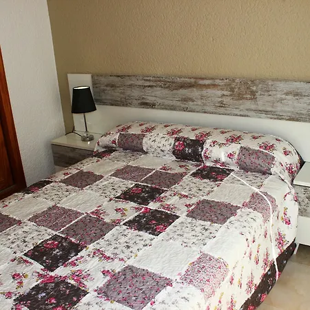 113 Campo Olivar, 501 エルス・ポブレッツ